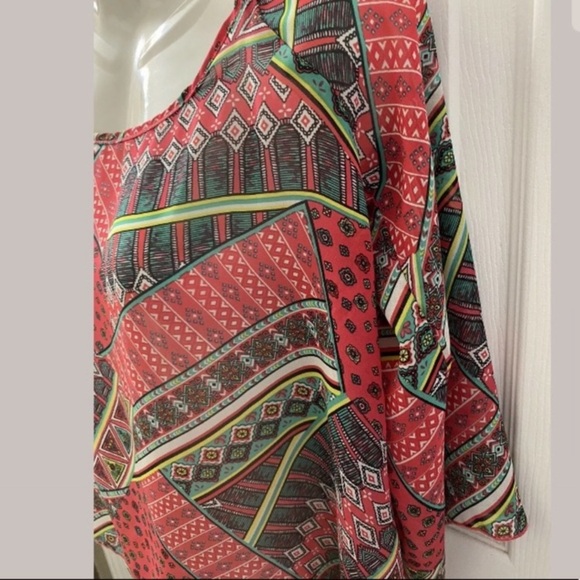 Nabee Women's Paisley Cold Shoulder Bell Sleeve Boho Crop Top Blouse Size Small - Picture 8 of 13